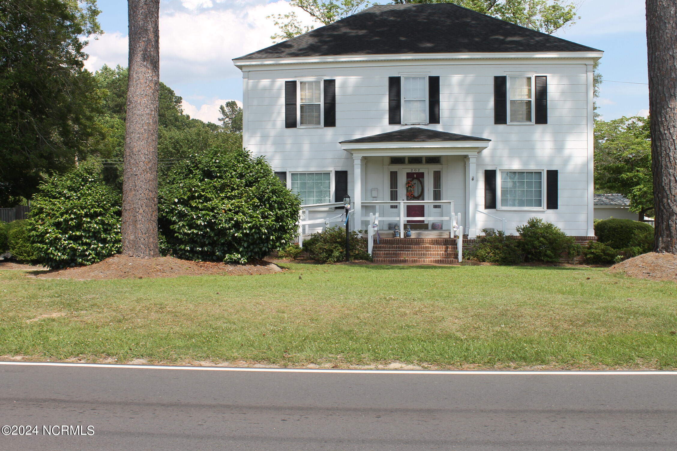202 Stake Road Tabor City, NC 28463 - Photo 1 of 51 IMG_2196