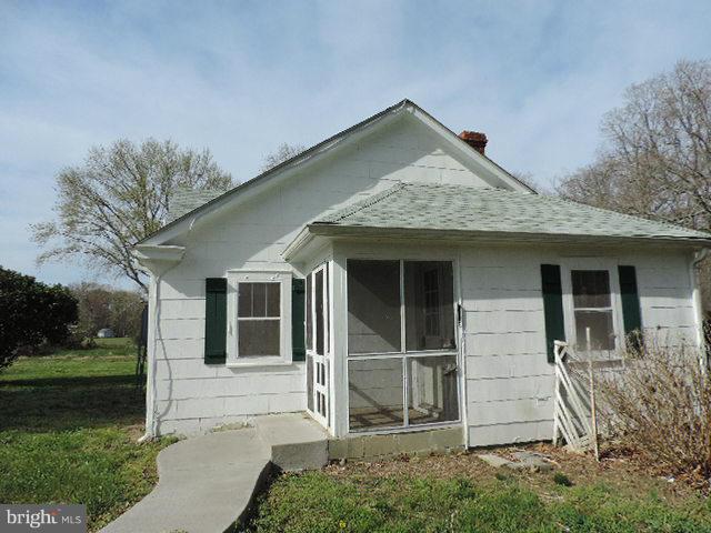 29053 Sanderstown Road Trappe, MD 21673 - Photo 3 of 10 Exterior left side