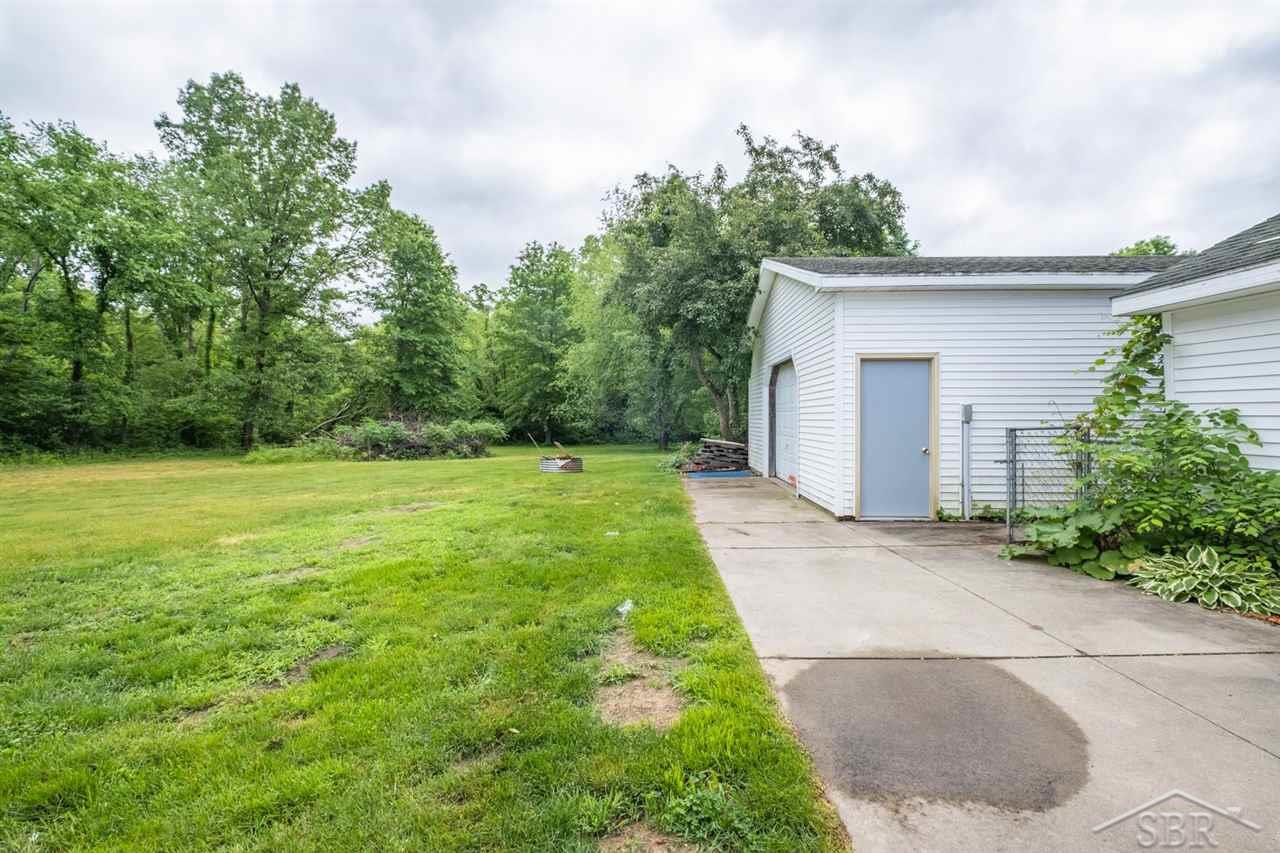 12557 Nichols Road Burt, MI 48417 - Photo 2 of 33