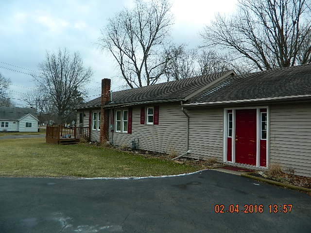 1600 Ranch Road Warsaw, IN 46580 - Photo 2 of 13 Gallery Image 2