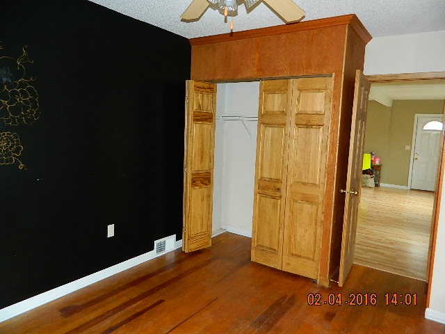 1600 Ranch Road Warsaw, IN 46580 - Photo 11 of 13 Gallery Image 11