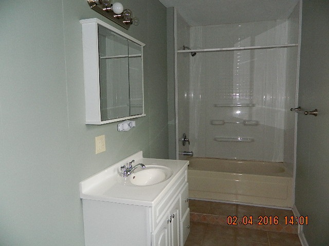 1600 Ranch Road Warsaw, IN 46580 - Photo 7 of 13 Gallery Image 7