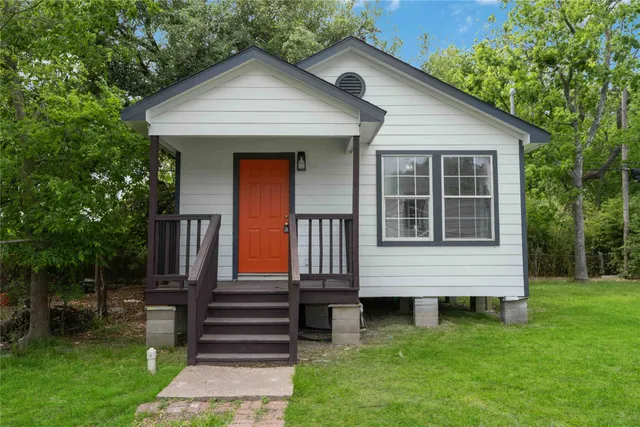 $950 | 4505 Kress Street, Unit B, Houston, TX 77026
