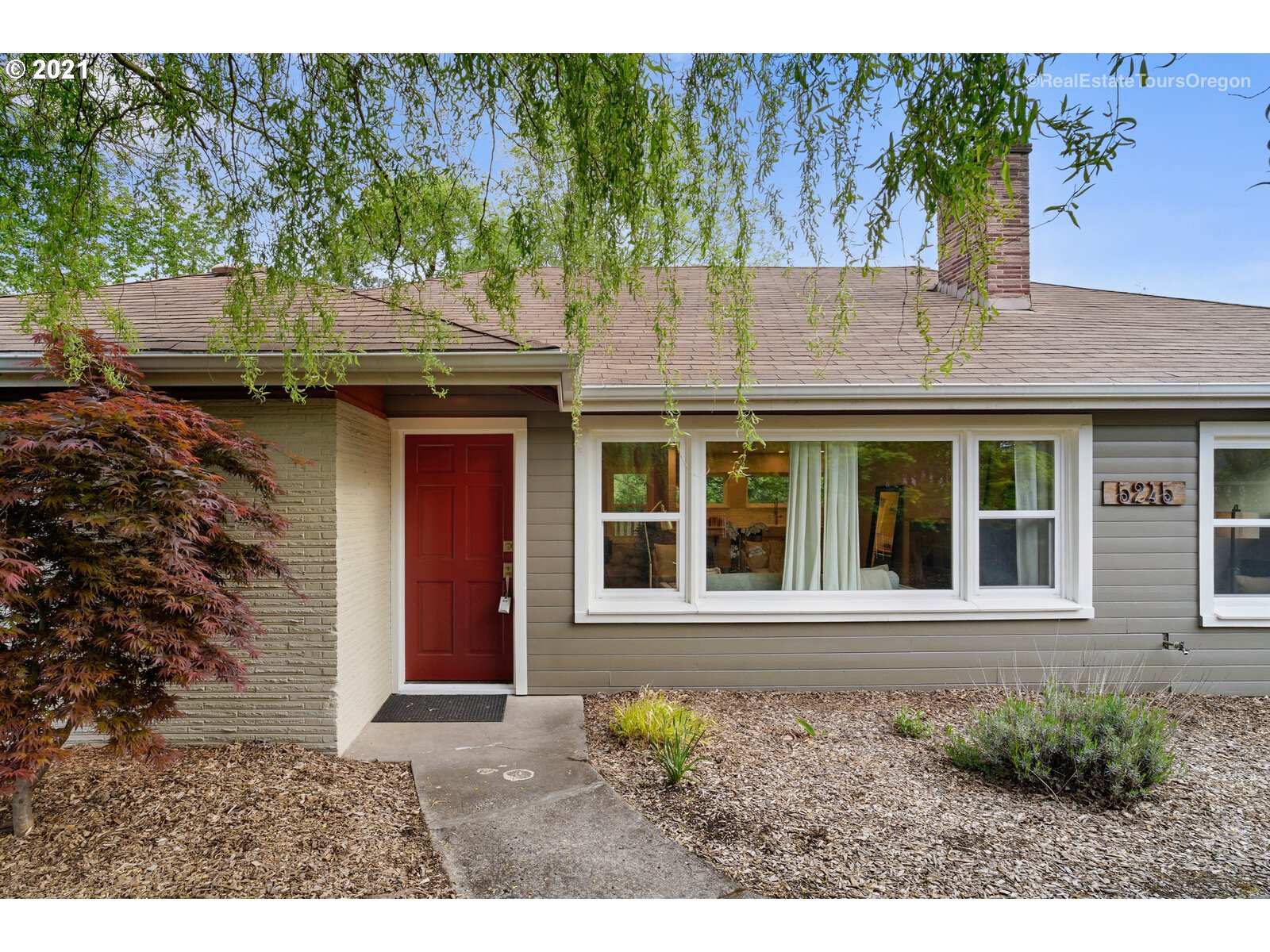 5245 Southwest Shattuck Road Portland, OR 97221 - Photo 1 of 32 Gallery Image 1
