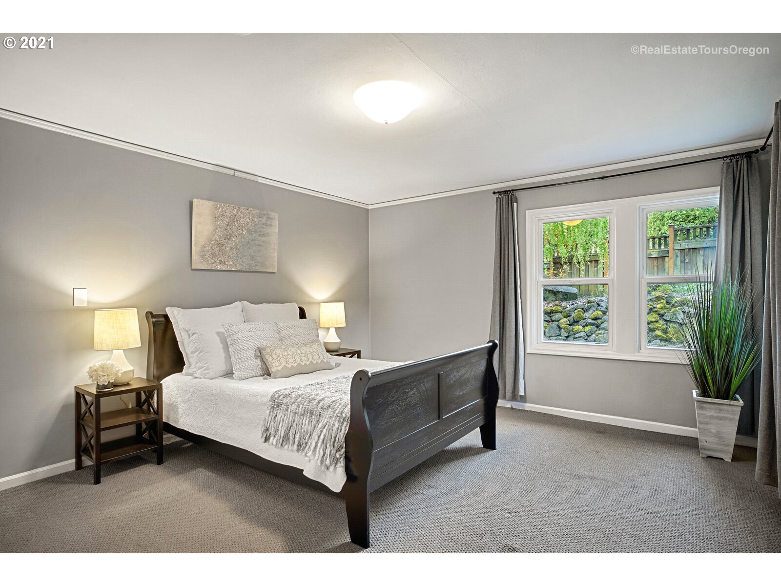 5245 Southwest Shattuck Road Portland, OR 97221 - Photo 16 of 32 Gallery Image 16