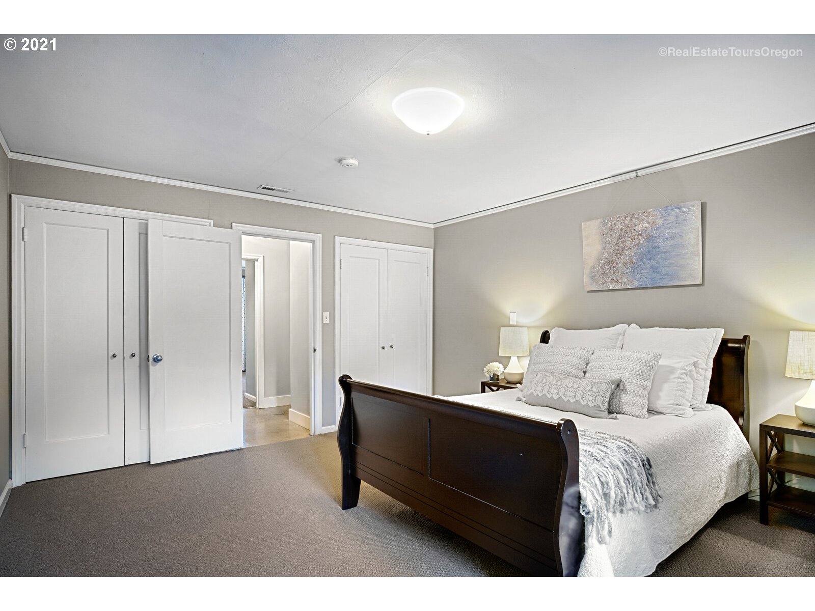 5245 Southwest Shattuck Road Portland, OR 97221 - Photo 17 of 32 Gallery Image 17