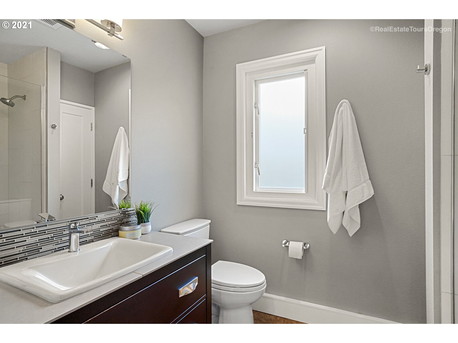 5245 Southwest Shattuck Road Portland, OR 97221 - Photo 21 of 32 Gallery Image 21