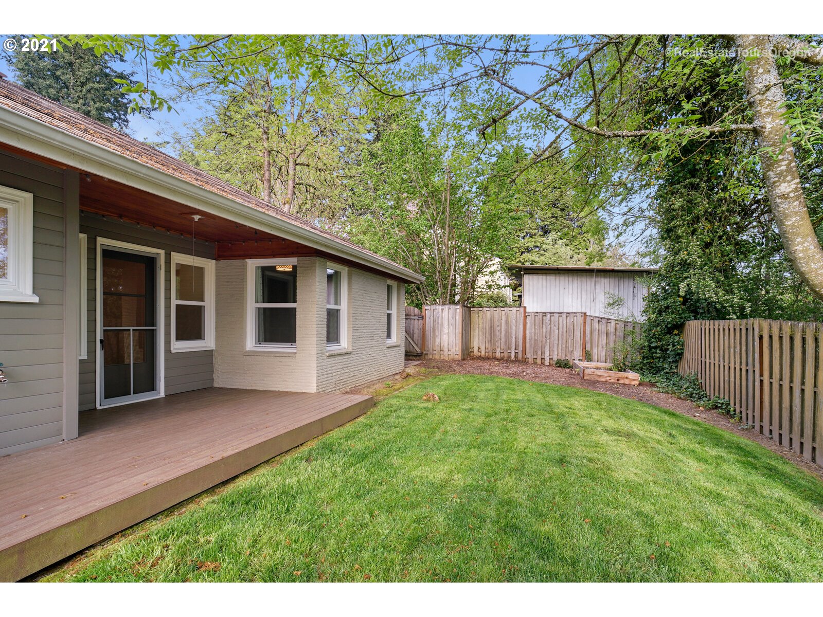 5245 Southwest Shattuck Road Portland, OR 97221 - Photo 28 of 32 Gallery Image 28