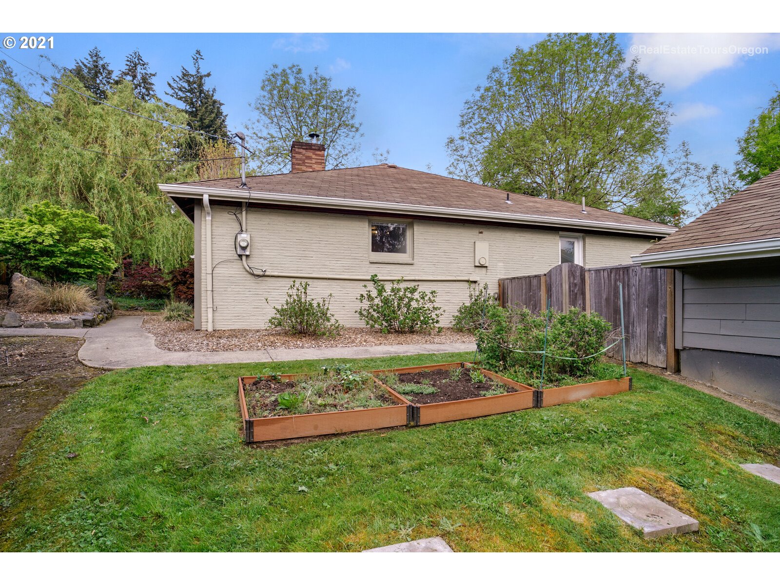 5245 Southwest Shattuck Road Portland, OR 97221 - Photo 31 of 32 Gallery Image 31