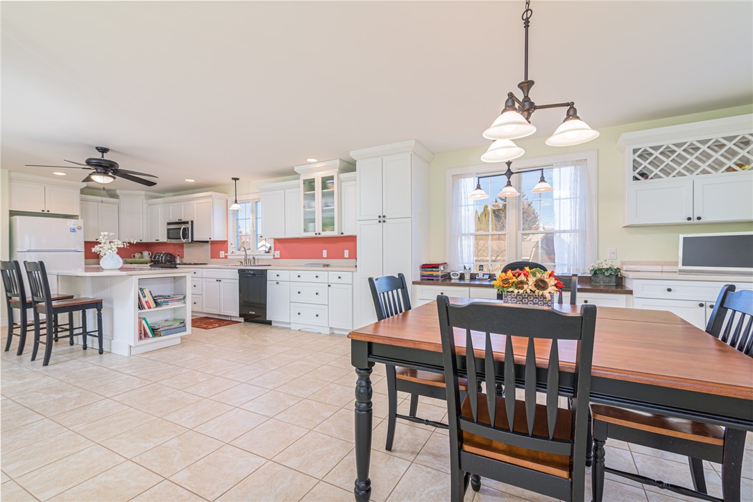 46 3rd Street Charlestown, RI 02813 - Photo 15 of 41