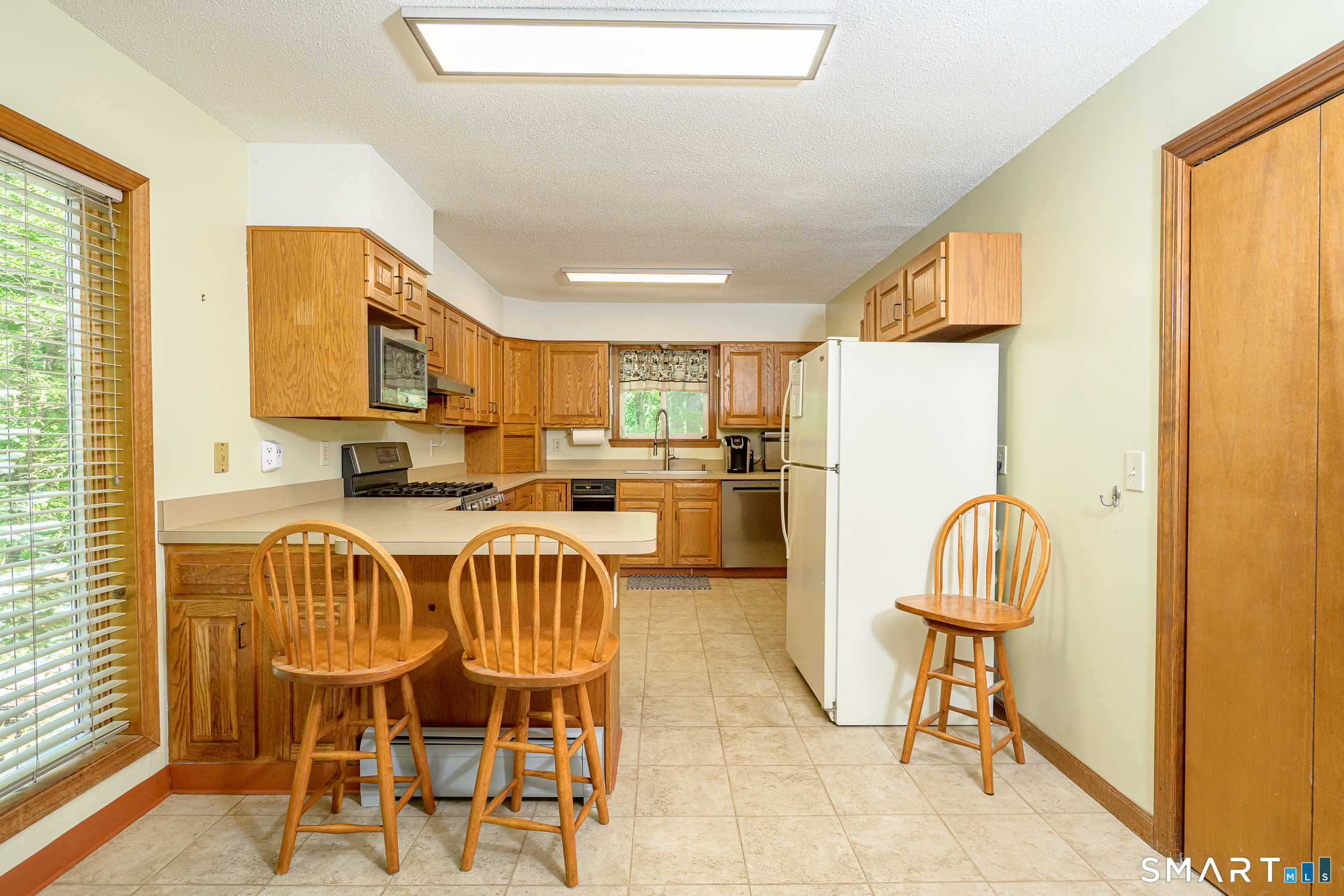 81 White Plains Road Norwich, CT 06360 - Photo 11 of 29