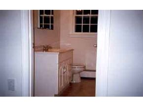 24 Chaucer Road Nashua, NH 03062 - Photo 3 of 5