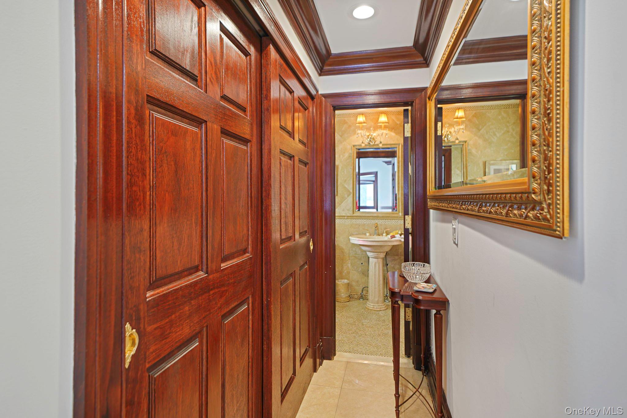 9 Chicken Valley Road Glen Head, NY 11545 - Photo 11 of 29