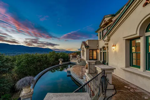 $2,950,000 | 405 London Way, Sonoma, CA 95476
