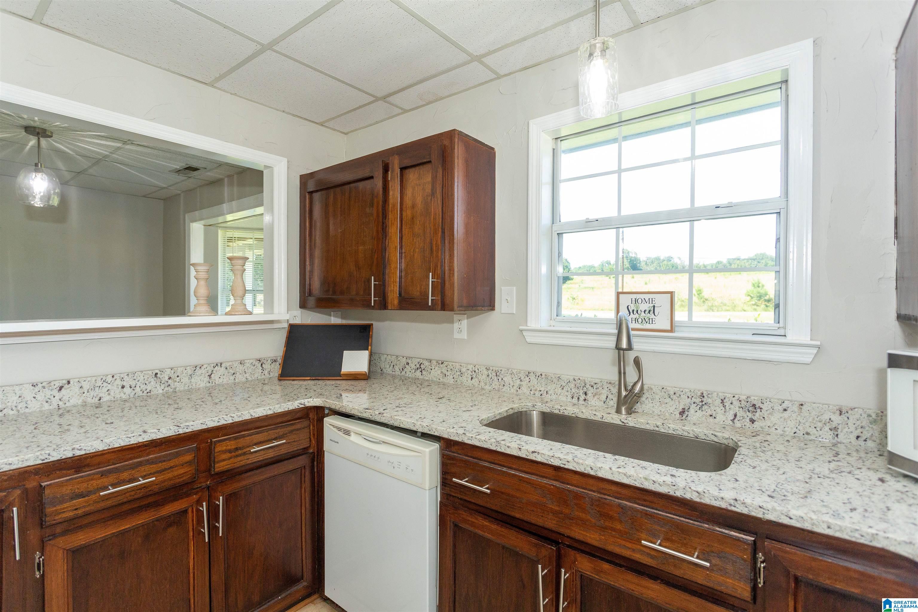 1040 Justice Road Warrior, AL 35180 - Photo 11 of 25