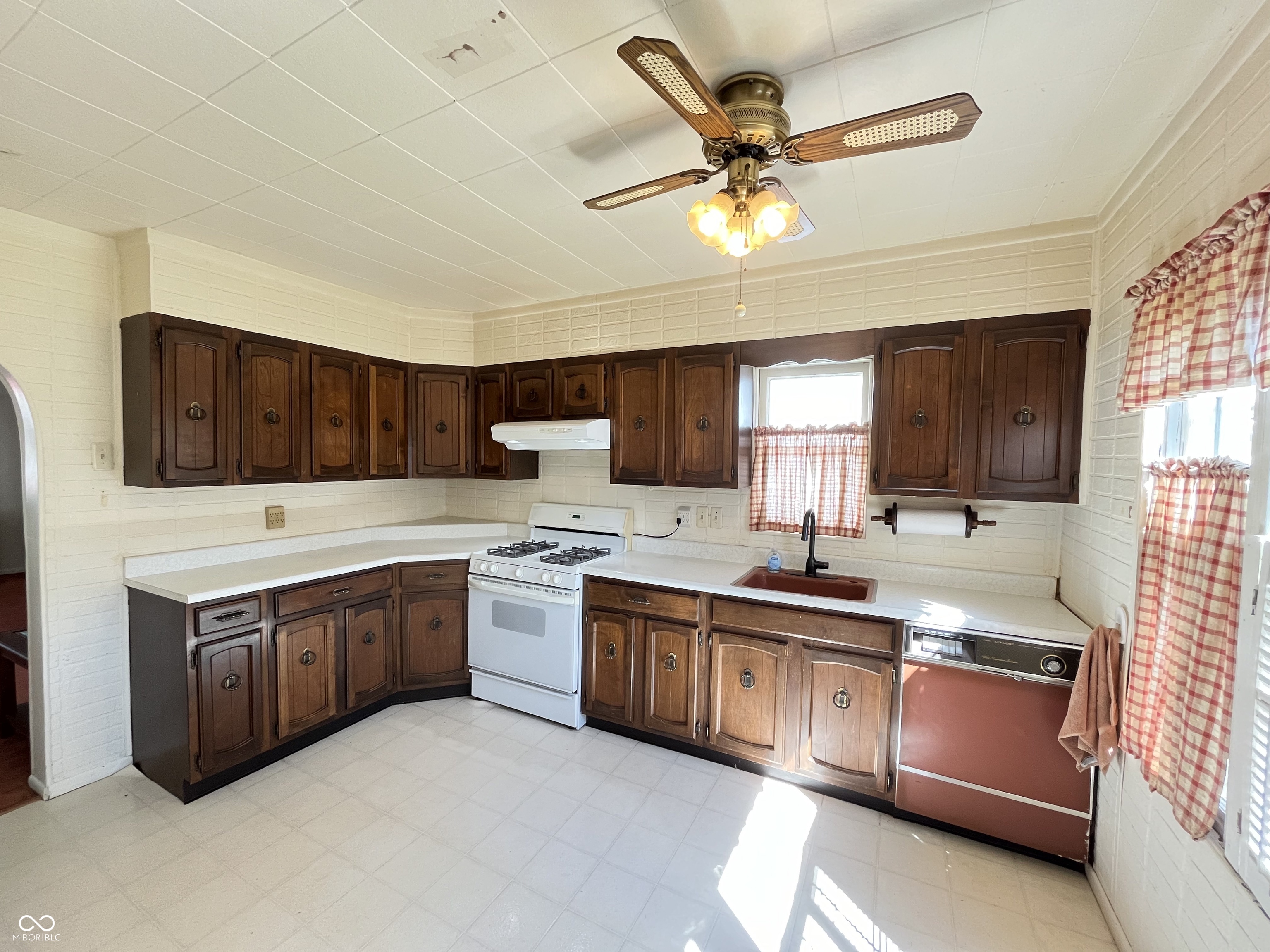 1507 West 5th Street Anderson, IN 46016 - Photo 27 of 36