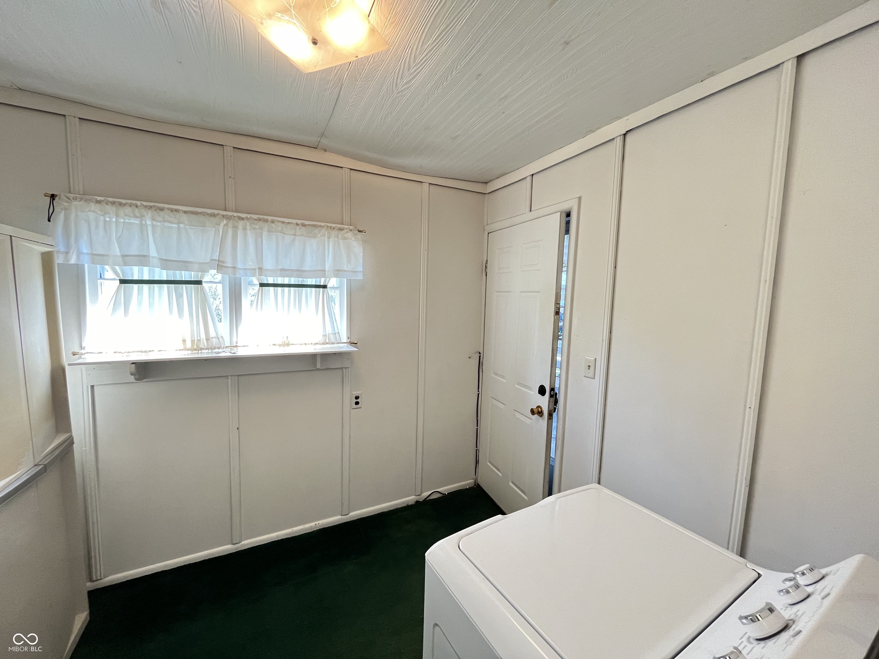 1507 West 5th Street Anderson, IN 46016 - Photo 31 of 36