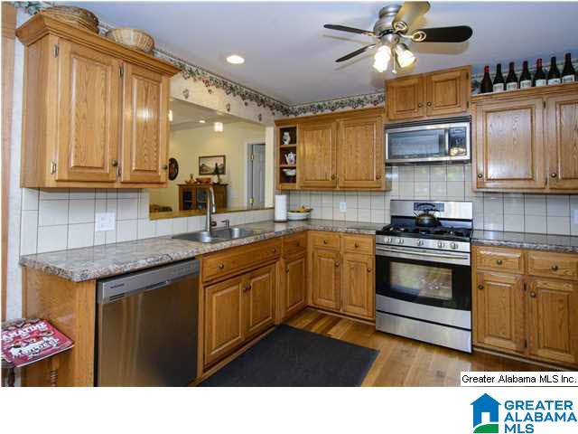 245 Chimney Rock Road Southwest Leeds, AL 35094 - Photo 5 of 32