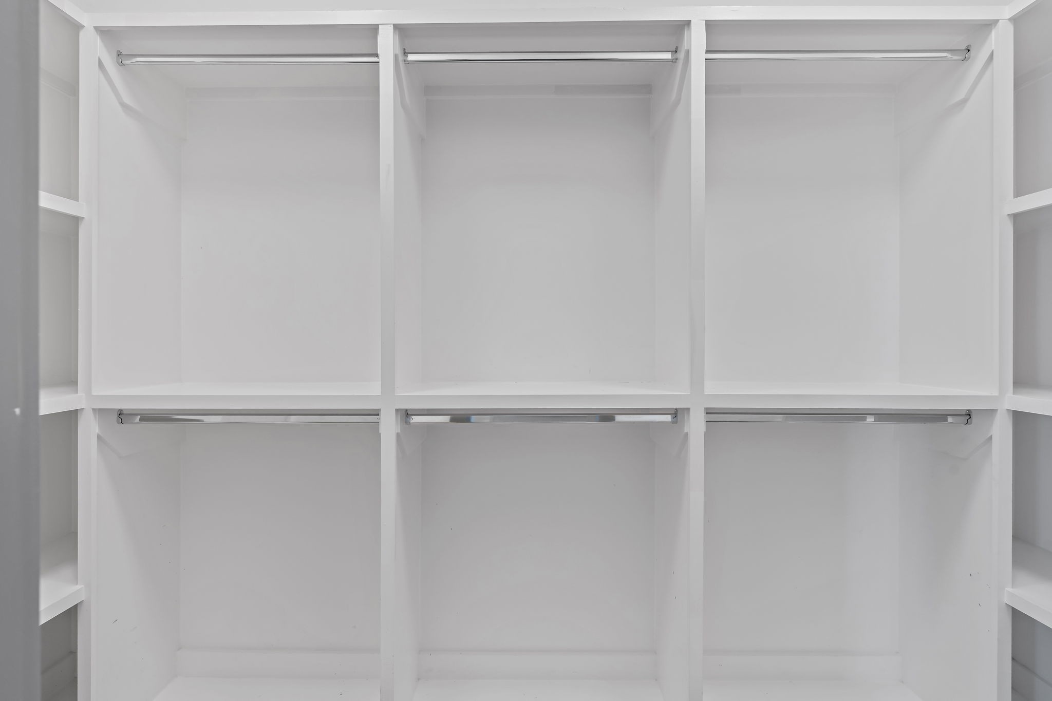 1925 10th Avenue North Nashville, TN 37208 - Photo 34 of 40 a view of an empty walk in closet