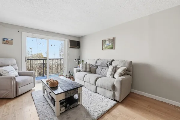 $375,000 | 10 Wrentham Road, Unit 308, Worcester, MA 01602