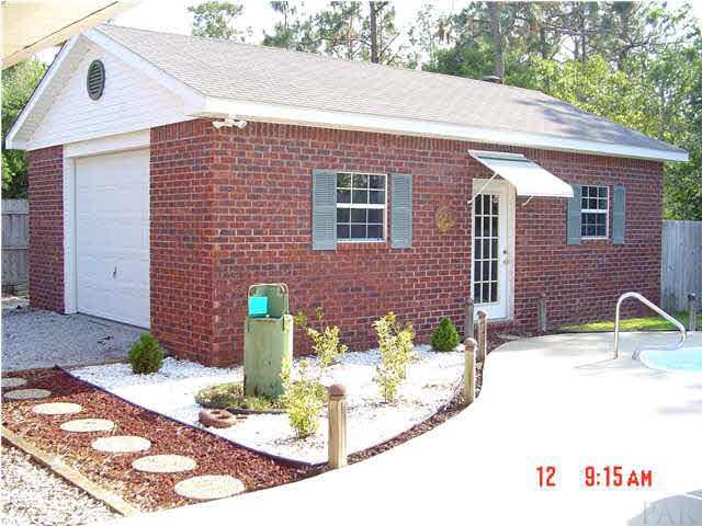5776 Pebble Ridge Drive Milton, FL 32583 - Photo 2 of 14 30x20 "dream" Workshop