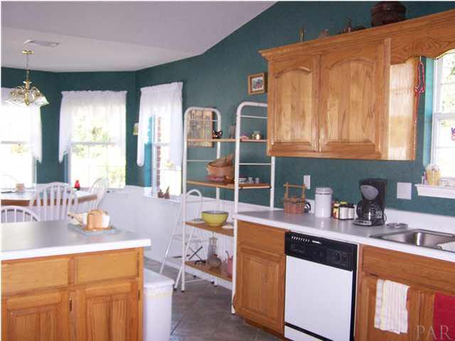 5776 Pebble Ridge Drive Milton, FL 32583 - Photo 8 of 14 Open Kitchen