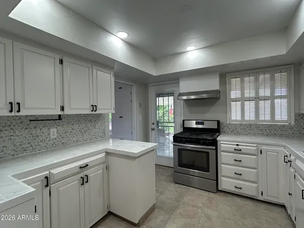 $2,395 | 5544 North 10th Avenue, Phoenix, AZ 85013