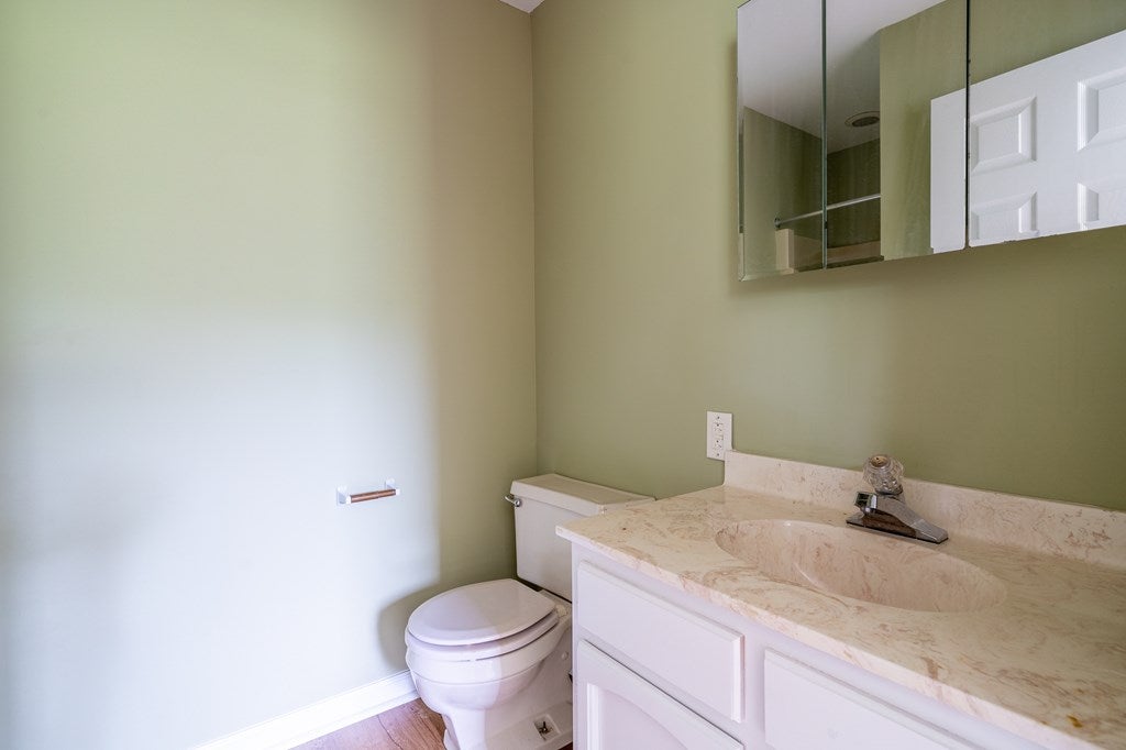 864 Rhododendron Road Hillsville, VA 24343 - Photo 19 of 28 Gallery Image 19