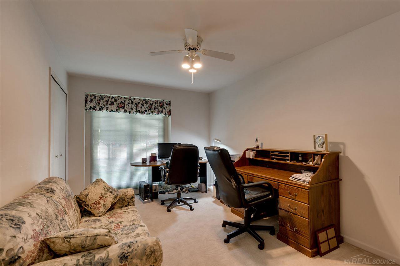 564 Buttercup Court Rochester Hills, MI 48307 - Photo 1 of 31