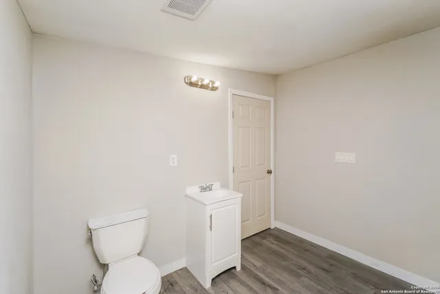 $1,175 | 1819 San Carlos Street, San Antonio, TX 78207
