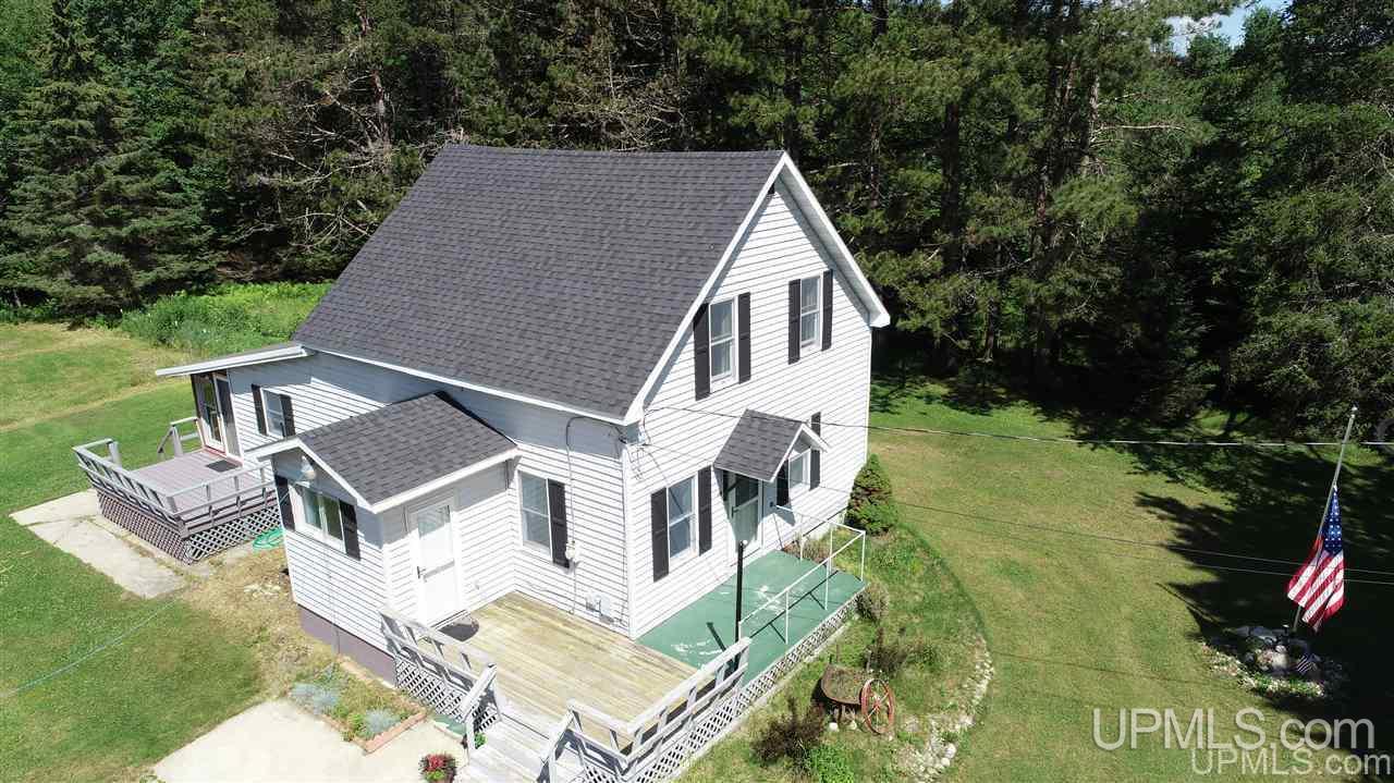 877 N River Road Manistique, MI 49854 - Photo 36 of 43