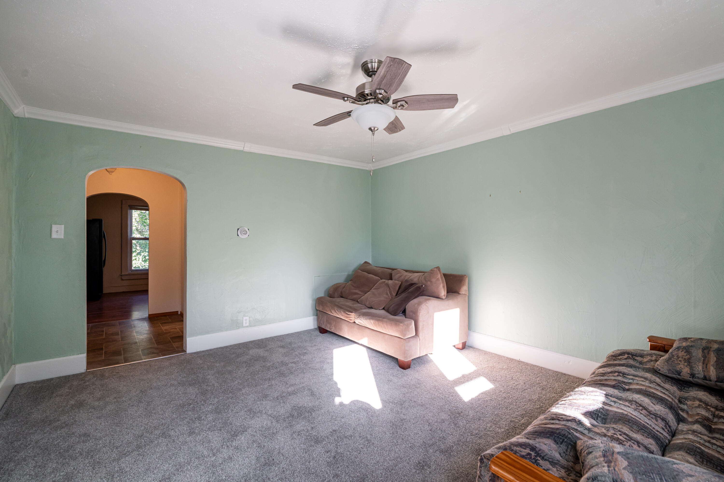 317 North Hawley Road Milwaukee, WI 53213 - Photo 20 of 41 Upper Living Space