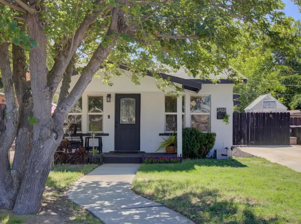 $410,000 | 2468 6th Street, Hughson, CA 95326
