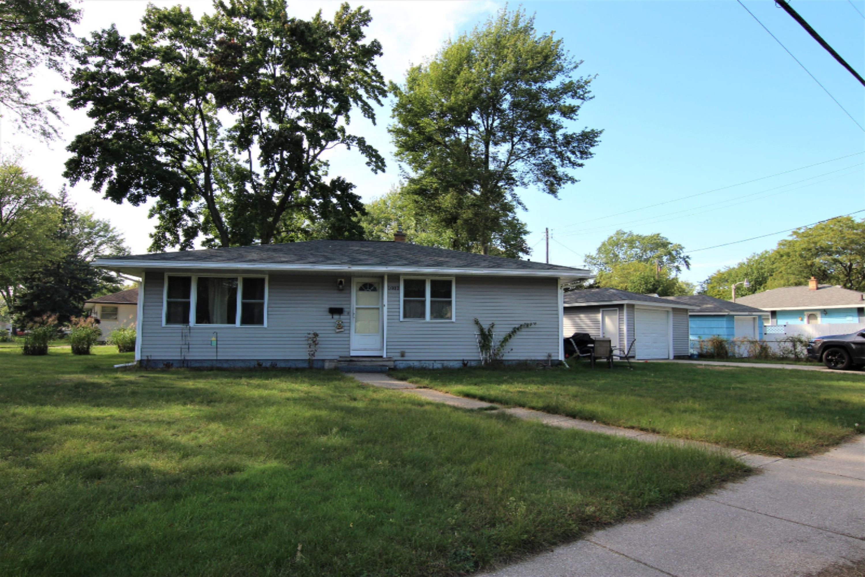 1010 Amherst Road Muskegon, MI 49441 - Photo 1 of 21 IMG_3700