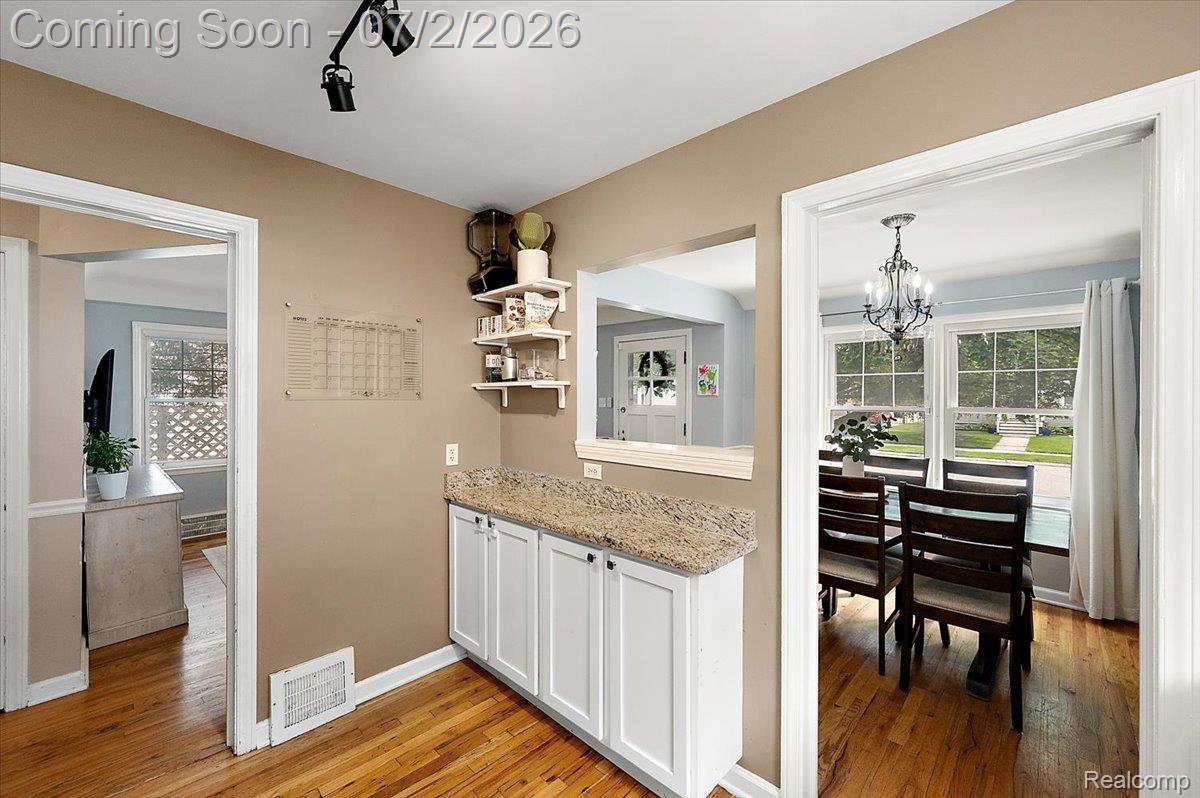 1706 Princeton Road Berkley, MI 48072 - Photo 14 of 49 27-1706 Princeton Rd-27.jpg