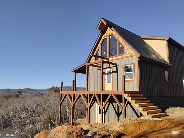 $379,900 | 210 Fiddlers Way, Brasstown, NC 28902