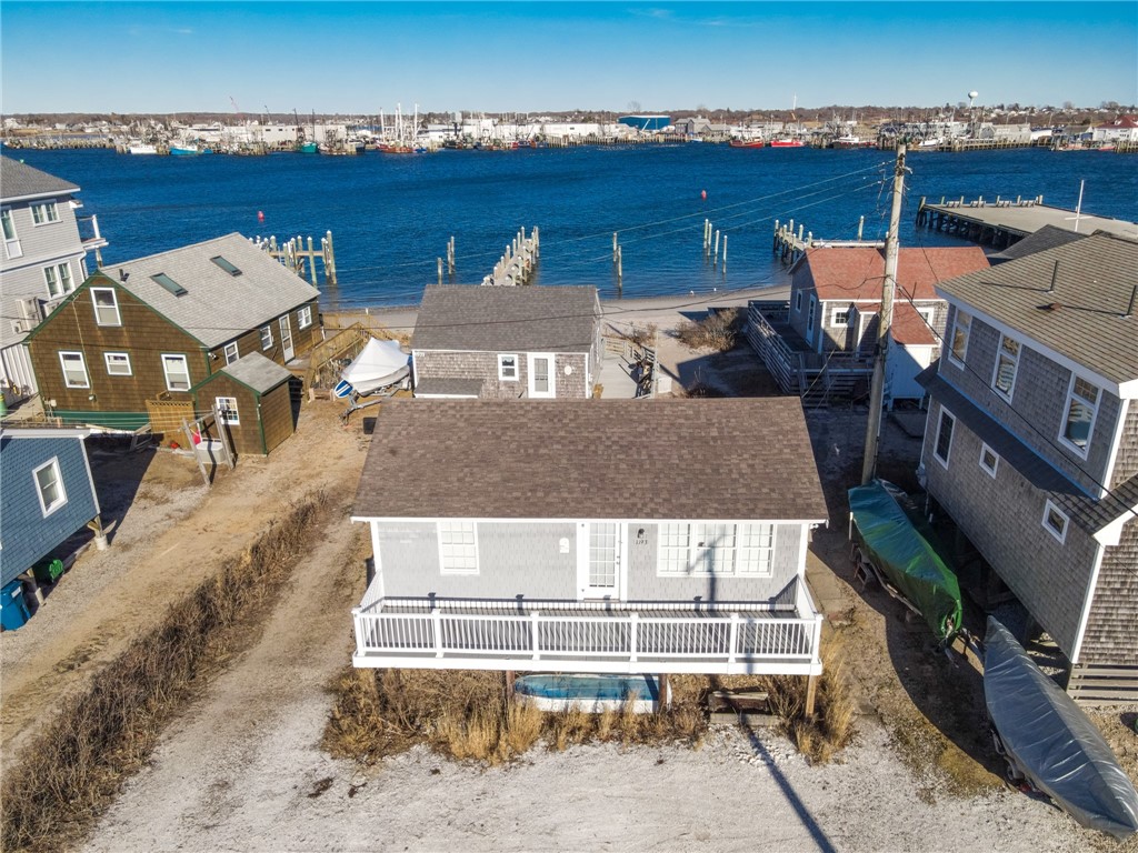 1193 Succotash Road Narragansett, RI 02879 - Photo 5 of 35