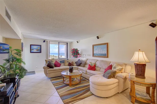 $3,600 | 1460 Gulf Boulevard, Unit 412, Clearwater Beach, FL 33767