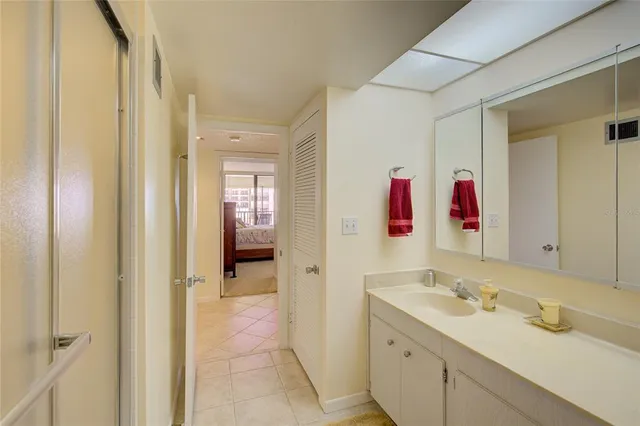 $3,600 | 1460 Gulf Boulevard, Unit 412, Clearwater Beach, FL 33767