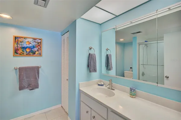 $3,600 | 1460 Gulf Boulevard, Unit 412, Clearwater Beach, FL 33767