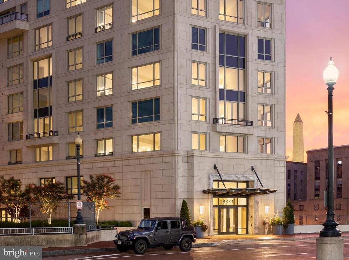 1331 Maryland Avenue Southwest, Unit PH07/VARIES Washington, DC 20024 - Photo 2 of 14 a building view