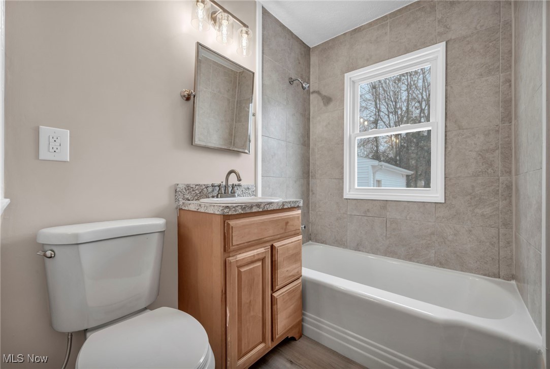 1677 Mapledale Road Wickliffe, OH 44092 - Photo 11 of 22