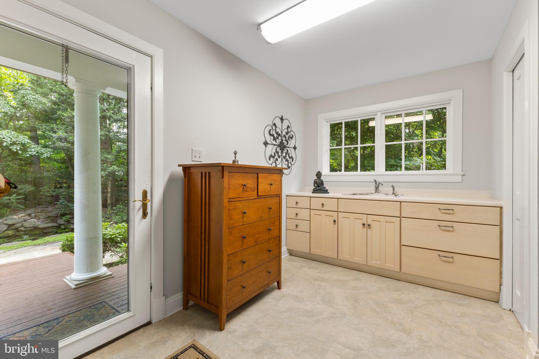 11103 Burywood Lane Reston, VA 20194 - Photo 19 of 68
