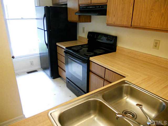 2 Grove Park Road Durham, NC 27705 - Photo 5 of 23 Gallery Image 5