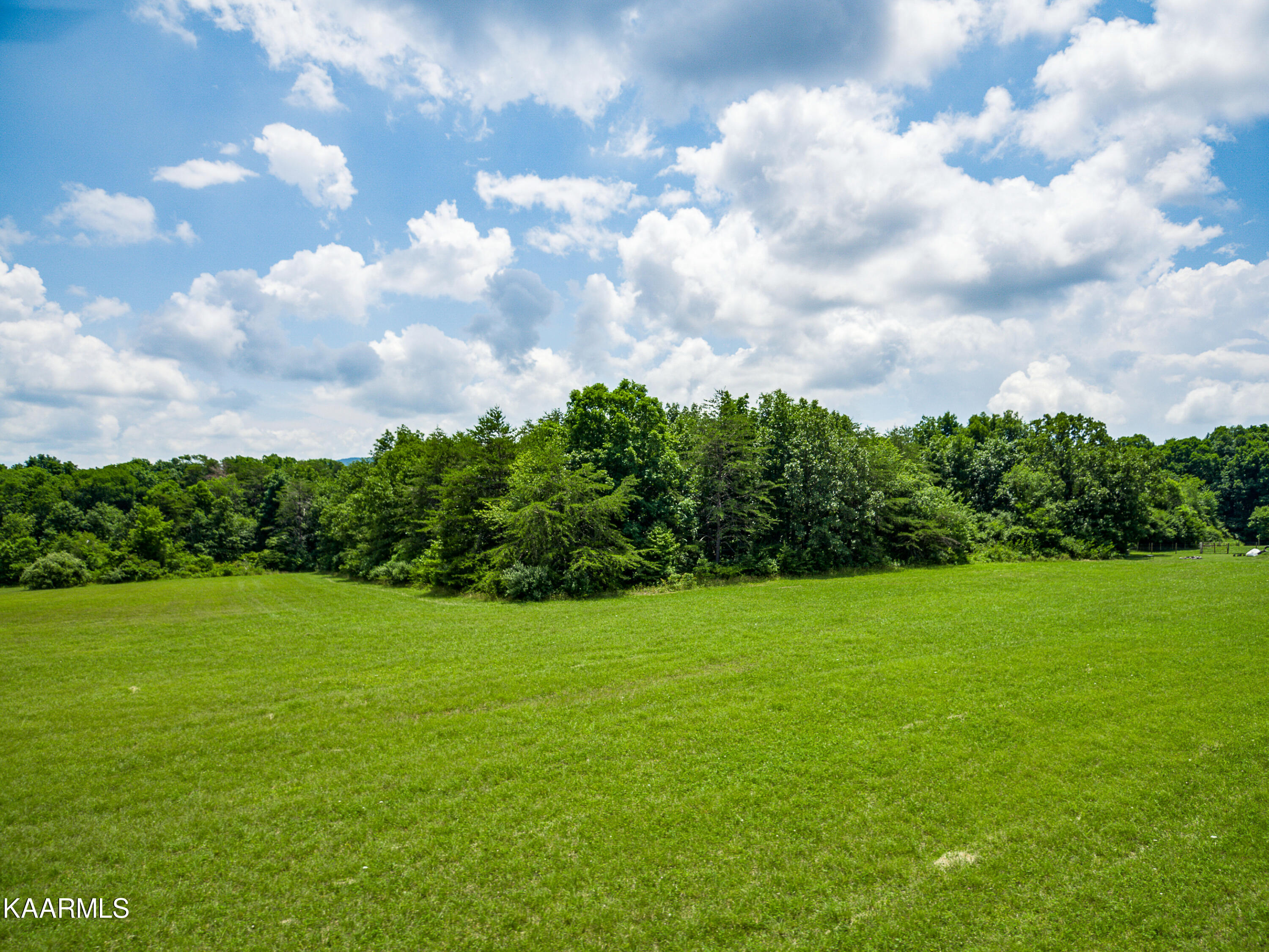 York Road Crossville, TN 38555 - Photo 13 of 17 mls-444 York Rd Crossville-014_TNPC