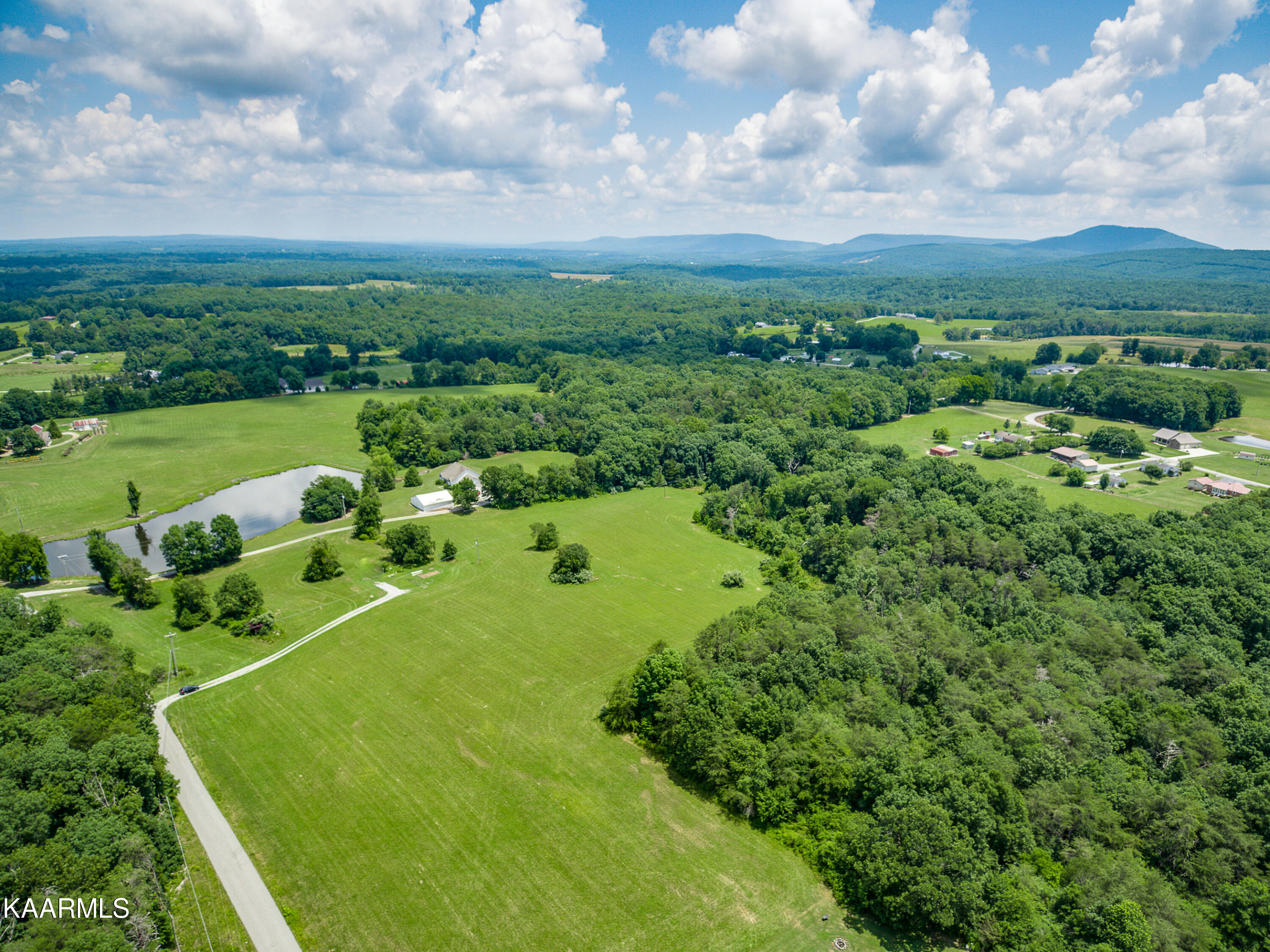 York Road Crossville, TN 38555 - Photo 4 of 17 mls-444 York Rd Crossville-005_TNPC