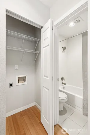 $270,000 | 6547 42nd Avenue Southwest, Unit 205, Seattle, WA 98136