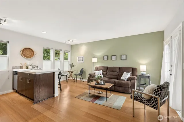 $285,000 | 6547 42nd Avenue Southwest, Unit 205, Seattle, WA 98136