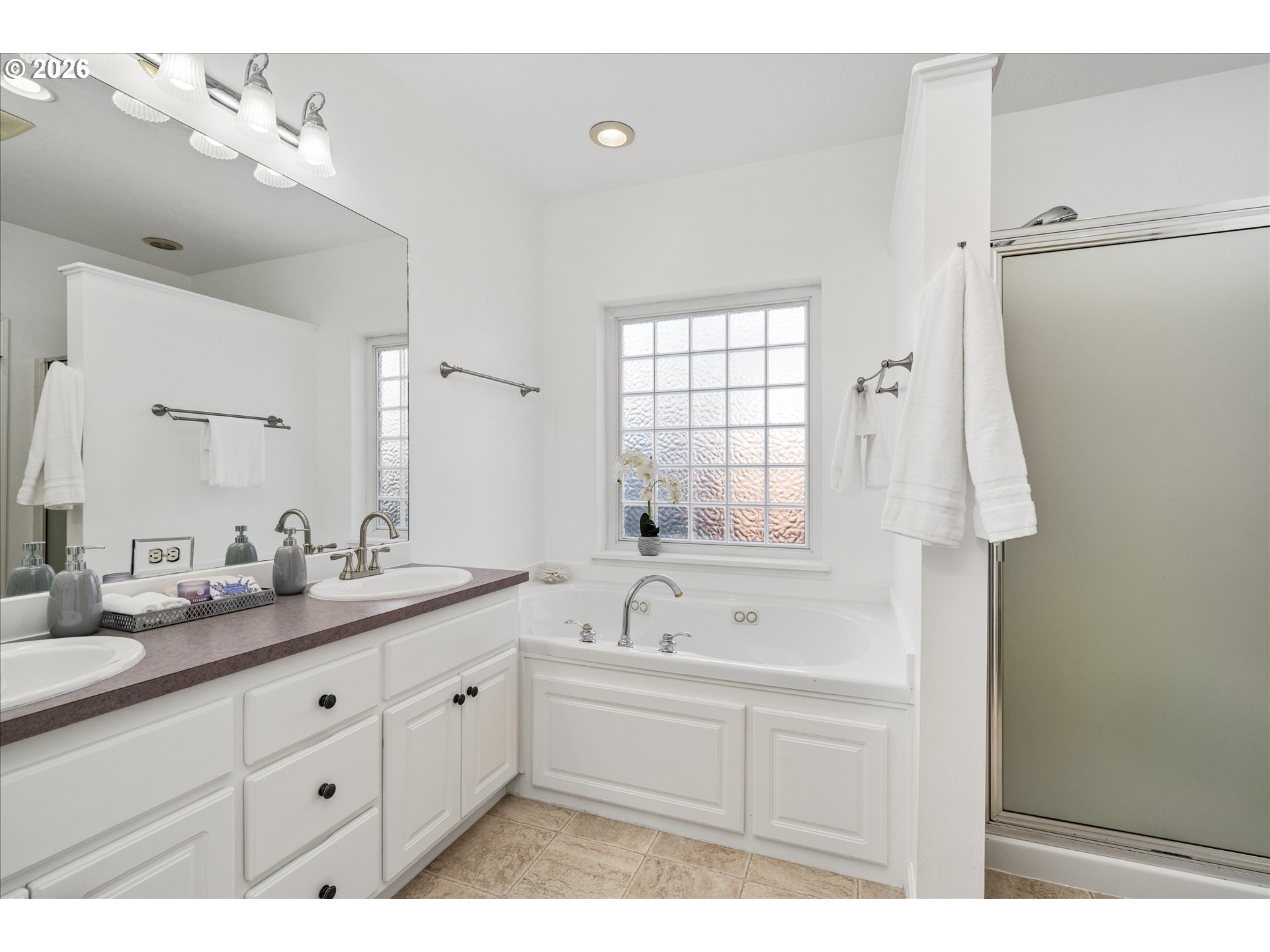 3461 Merryvale Road Eugene, OR 97404 - Photo 21 of 47 Bathroom, Attached