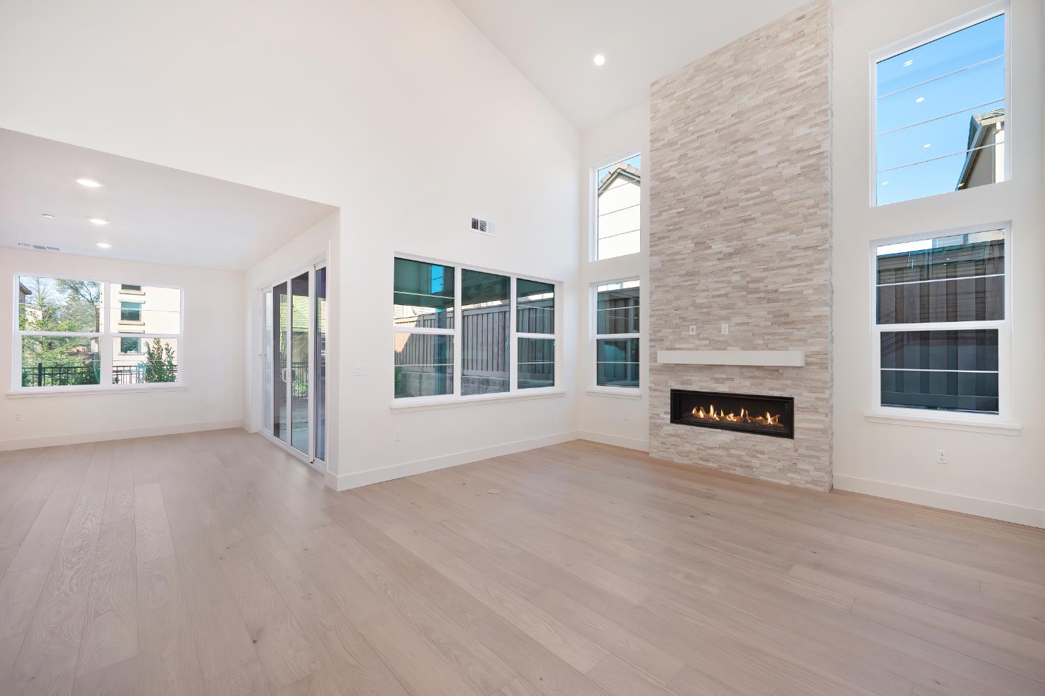 8468 Sun View Circle Granite Bay, CA 95746 - Photo 14 of 40